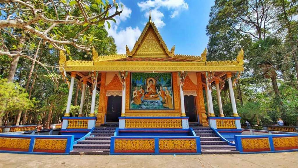 Khmer Pagodas in Soc Trang - Top pagodas you must visit